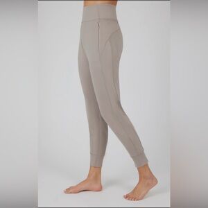 90 Degree By Reflex Taupe Joggers-SUPER SOFT-nwot